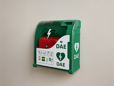 DEFIBRILLATEUR